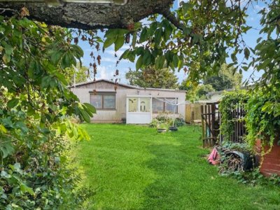 Kleiner Bungalow in Ottersleben / Magdeburg