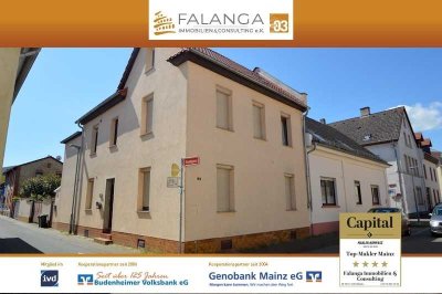 FALANGA IMMOBILIEN - 2-Fam. Haus mit gemütlichem Hofbereich und weiterer bebaubarer Fläche in Mombac