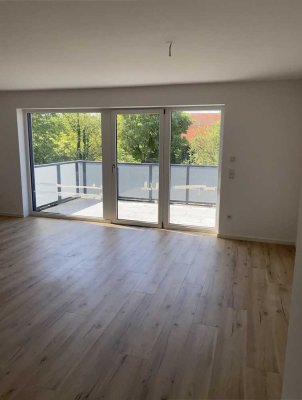 Herrsching sehr ruhige Top Lage, freie 2 Zimmer Wohnung mit ca. 70 qm. 1.OG