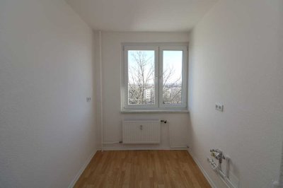 Diese Rechnung geht auf…günstige 2-RW mit Wanne & Balkon!!!