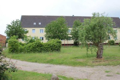 Sehr schöne 3 Raumwohnung für Umweltbewusste mit Gartenparzelle!