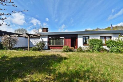 Attraktiver, ebenerdiger Bungalow mit abgeschlossenem Garten in ruhiger Lage von Husum/Nordsee