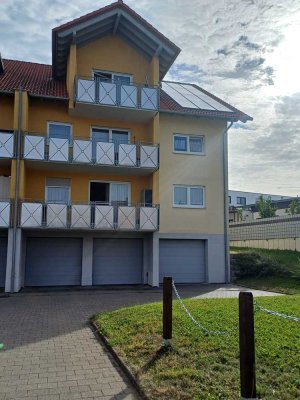 Schöne und neuwertige 4-Zimmer-Wohnung mit geh. Innenausstattung mit Balkon und EBK in Riedlingen