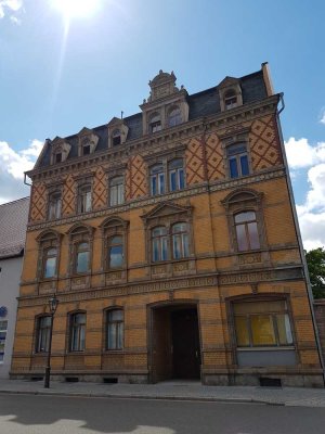 Etagenwohnung, 6 Zimmer, Bad + Gäste-WC, großzügiges Wohnen im Einzeldenkmal, für Sie neu renoviert