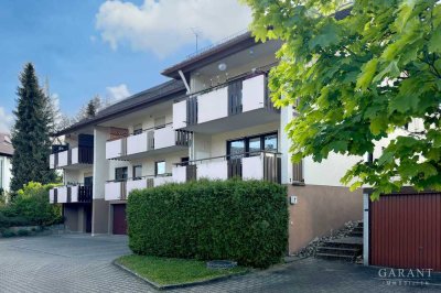 Schön geschnittene, helle 3 1/2 Zimmer-Wohnung mit Balkon und Garage