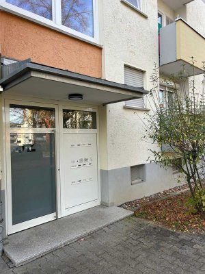 Geschmackvolle 3-Zi-Wohnung mit zwei Balkonen im 1.OG in Stuttgart