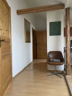 DG-Maisonette-Whg in wunderschönem Altbau in zentraler Lage