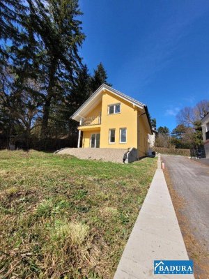 MODERNES HOLZRIEGELHAUS AUF 807M² EIGENGRUND; IN GUTER LAGE; STEHT ZUM VERKAUF!