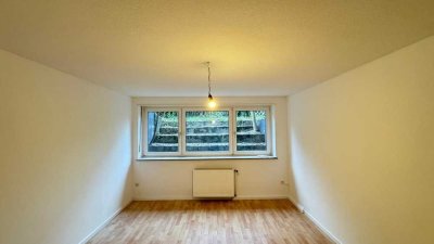 Sanierte Souterrain-Wohnung mit einem Zimmer und Terrasse in Top Lage von Germersheim