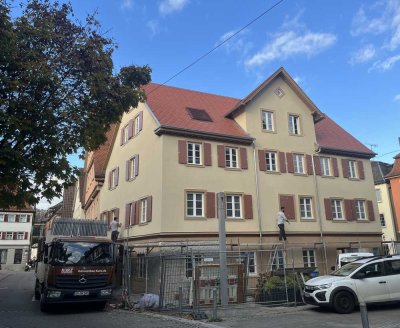 Erstbezug! Charmante offene 3,5-Zi-Dach-Maisonette-Wohnung mit Dachterrasse (ca. 118 m² Grundfläche)