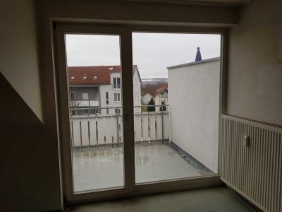 **Schöne Dachgeschoss-Wohnung**