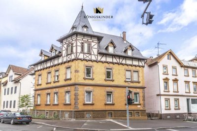 Wohnen im historischen Charme: Großzügige 5-Zimmer-Wohnung mit Dachbodenzugang