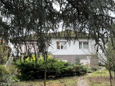 Für Gartenliebhaber - Freistehender Bungalow - in Rheingau-Wohnlage