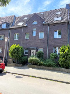 KR- Urfeystr.  helle ca. 45 m²,  2 ZKDB Wohnung