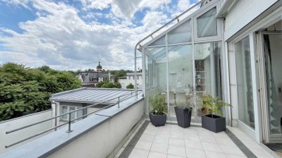 Bamberg-Hain, ruhige Lage
große 3 Zimmer Dachgeschoss 
Wohnung mit 2 Dachterrassen