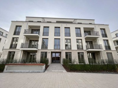 Top-moderne 4-Raum-Penthouse-Wohnung mit 2 Dachterrassen und Einbauküche in Berlin