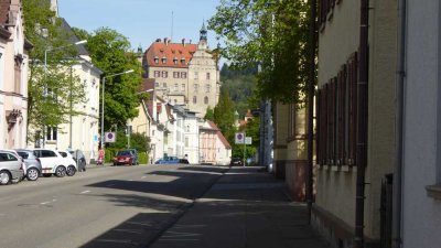 Sigmaringen,zentrumsnahe,charmante 4-Zi.-Altbau-Wohnung m. Garten