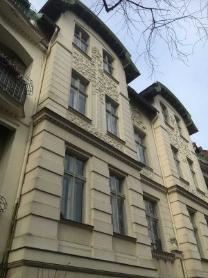 AB 1. Dez.: WG aufgepasst: Tolle Altbau-Wohnung 2 Zimmer +EBK in Potsdam