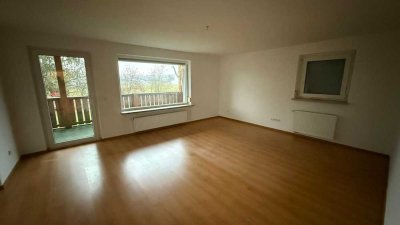 Schöne 5-Zimmer-Terrassenwohnung mit Balkon (auch als Büro geeignet ) in Vilshofen