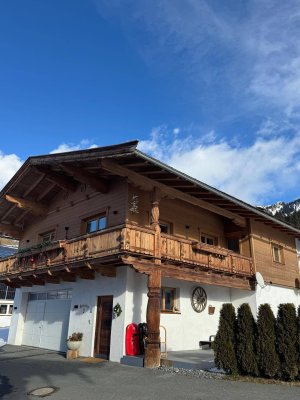 Ferienwohnung, sonnige 3 Zi Whg in Kitzbühel mit Traum Blick