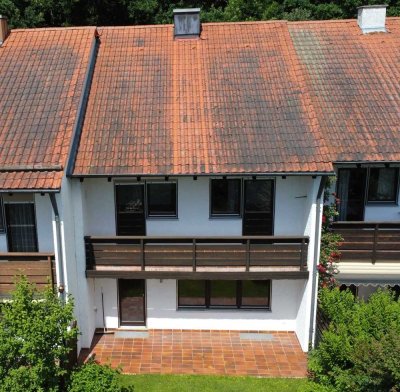 Natur pur! Reihenmittelhaus in ruhiger und grüner Siedlungslage am Ortsrand von Landshut/Kumhausen!