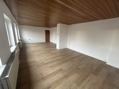 Erstbezug nach Sanierung mit EBK: Schöne 3-Zimmer-Wohnung in Braunschweig