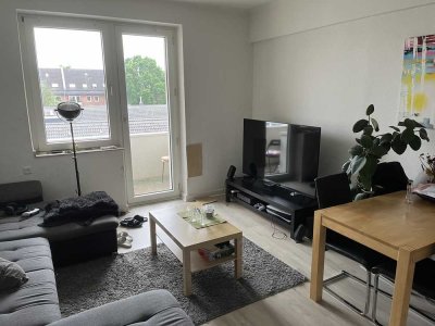 3-Zimmer-Altbau-Wohnung in guter Lage in Düsseldorf