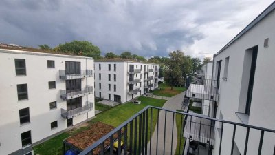 3 Zimmer mit Balkon, EBK, TG im DG Erstbezug