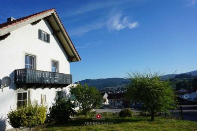 * Viechtach -  * Ein- oder Zweifamilienhaus in zentraler Lage – mit großem Potenzial