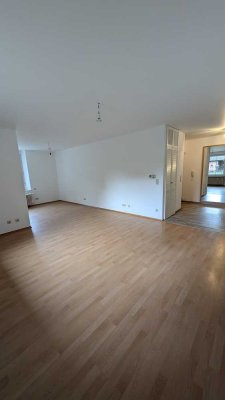 Freundliche 1-Zimmer-EG-Wohnung in Rinnthal