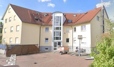 Pärchen oder Single Maisonette-Wohnung. Besichtigungen am 27.01