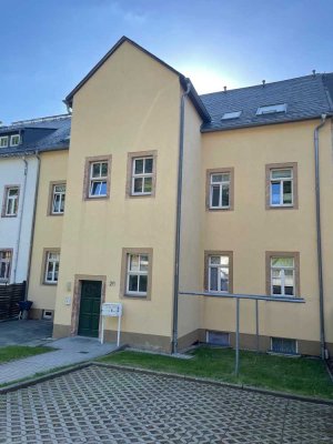 ****großzügige, helle 2 Raumwohnung****