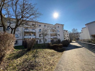 2-Zimmer Penthouse-Wohnung in zentraler Lage