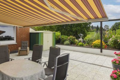 Reihenhausfeeling mit großer Süd-Terrasse: Ihr neues Zuhause in Top-Lage!