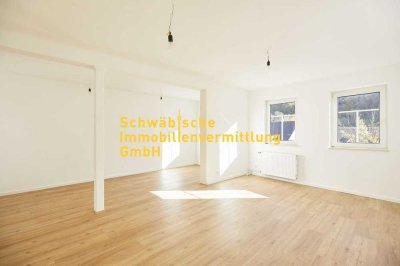 einziehen & wohlfühlen, ca. 252 m², große Terrasse, Stellplatz, schöne & ruhige Lage