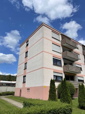 Modernisierte Wohnung mit vier Zimmern und Balkon in Tuttlingen