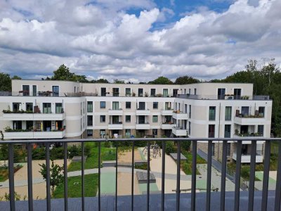 Wunderschöne 4-Raum Wohnung mit EBK und umlaufender Terrasse in Köpenick