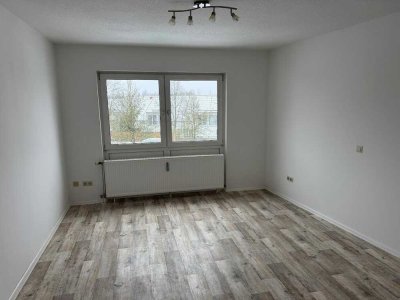 Modernisierte große 4-Zimmer-Wohnung mit 2 Bädern und 2 Balkonen am Hageberg