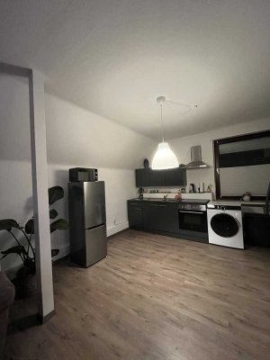 Modernisierte Wohnung mit zwei Zimmern und Einbauküche in Steinhagen