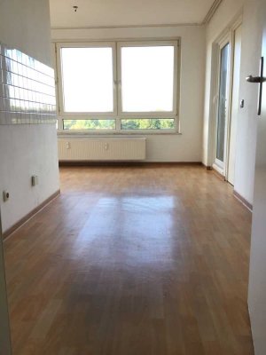 Praktische 3-Zimmer-Wohnung mit schönem Balkon!