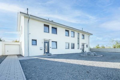 Großzügiges Anwesen mit Einliegerwohnung, Traumgarten und Pool in Gangelt - Breberen!