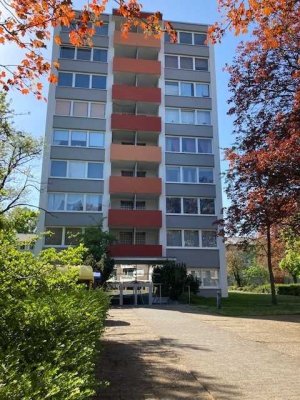 47120/4 Charmantes 1-Zimmer-Apartment mit Balkon in Düsseldorf-Holthausen