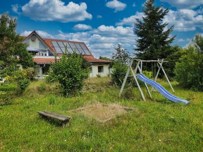 Historisches Forsthaus mit großzügigem Anwesen und zusätzlichem Wohnhaus in idyllischer Lage