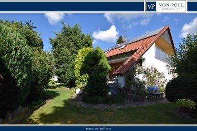 Top gepflegtes Zweifamilienhaus mit gemütlichem Garten und Garage