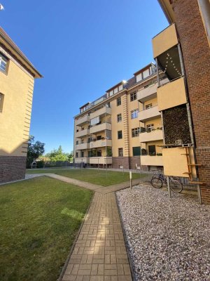 **ERDWÄRME**Tolle 2-RWG im 2. OG mit - Balkon- Tageslichtbad mit Wanne - WE 14**