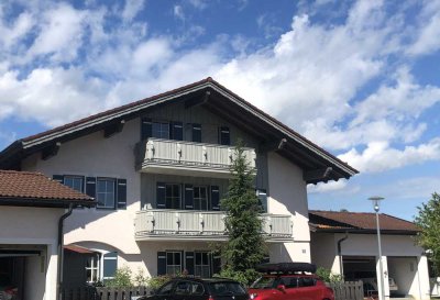 Traumhaftes, sonniges Apartment mit Bergblick in Piding