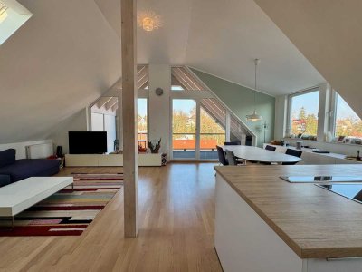 Gut geschnittene 5-Zimmer-Dachgeschosswohnung mit Balkon – Nachmieter gesucht