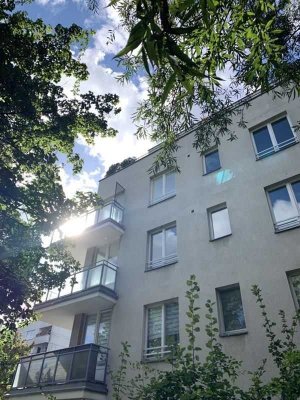 Schöne 4,5-Zimmer mit Balkon und Gäste-WC in Lichtenrade | verfügbar ab sofort