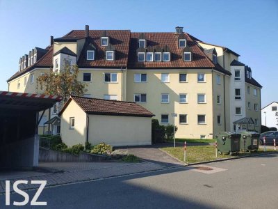 Bezugsfreie, großzügige Single-Wohnung mit Loggia und Tiefgaragenstellplatz