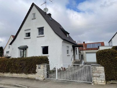 Renoviertes Einfamilienhaus mit EBK in Weißenhorn